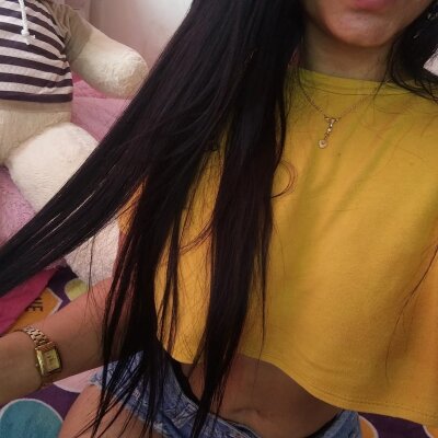 Zoe_Laraa- 🚞 free cam