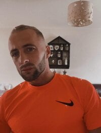 FitBiLad97's webcam live show