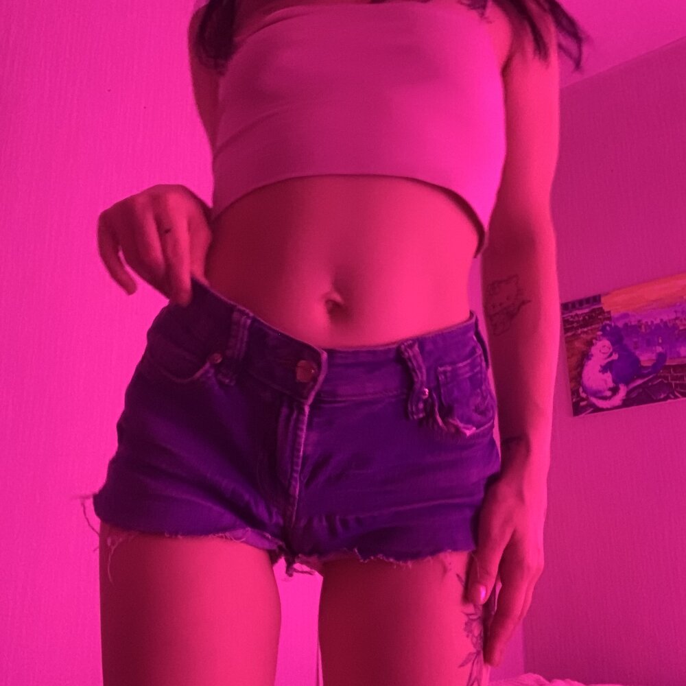 Wendy_chill 🥓 adult chat