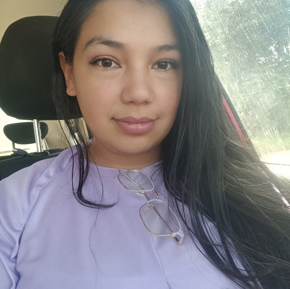 teacherarialane from stripchat