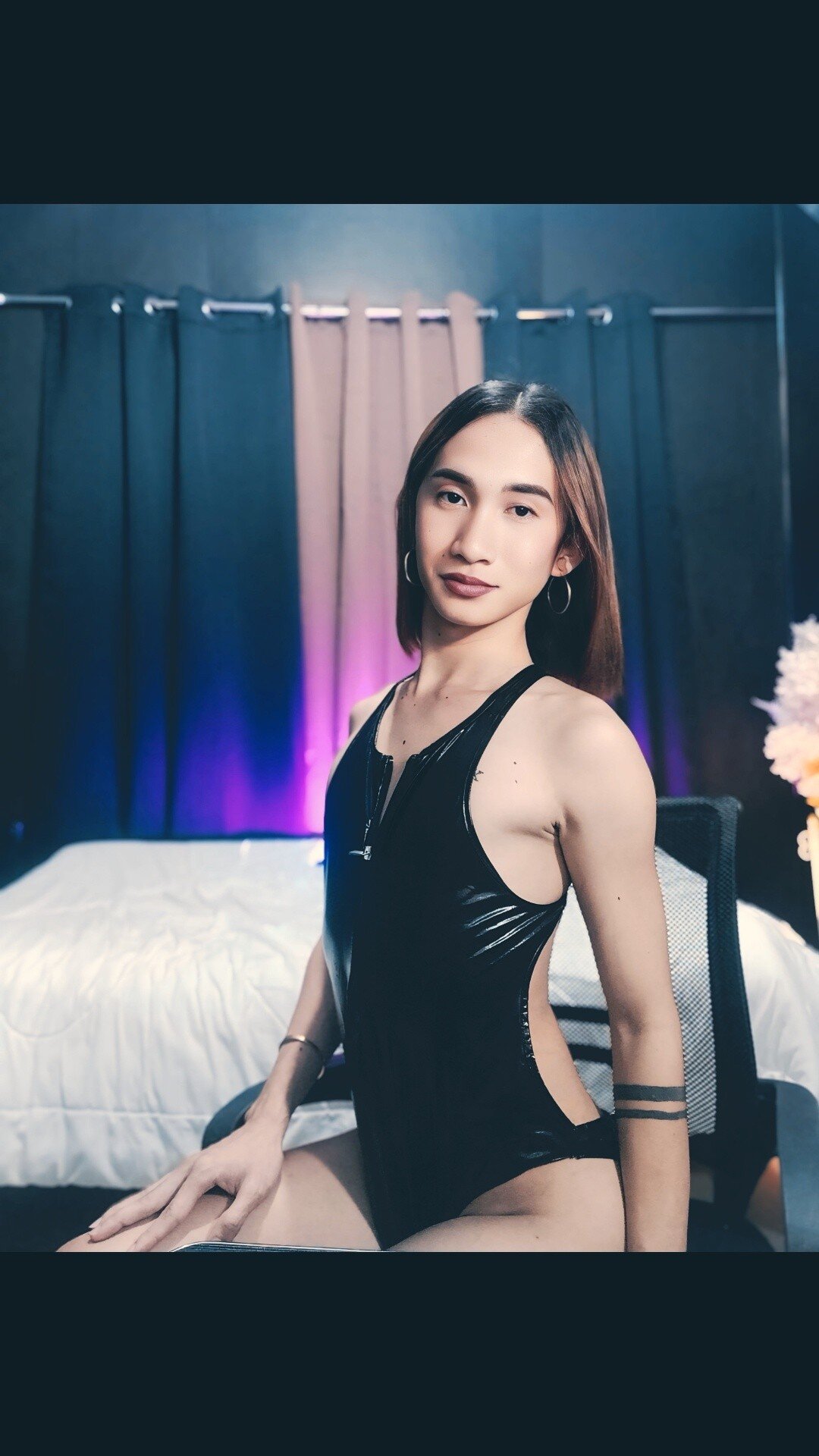 8inchesMonsterCockX