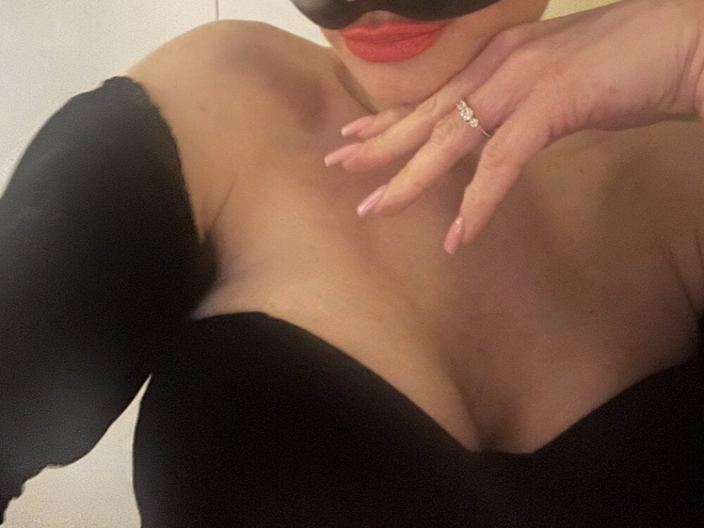 museuncesored from stripchat