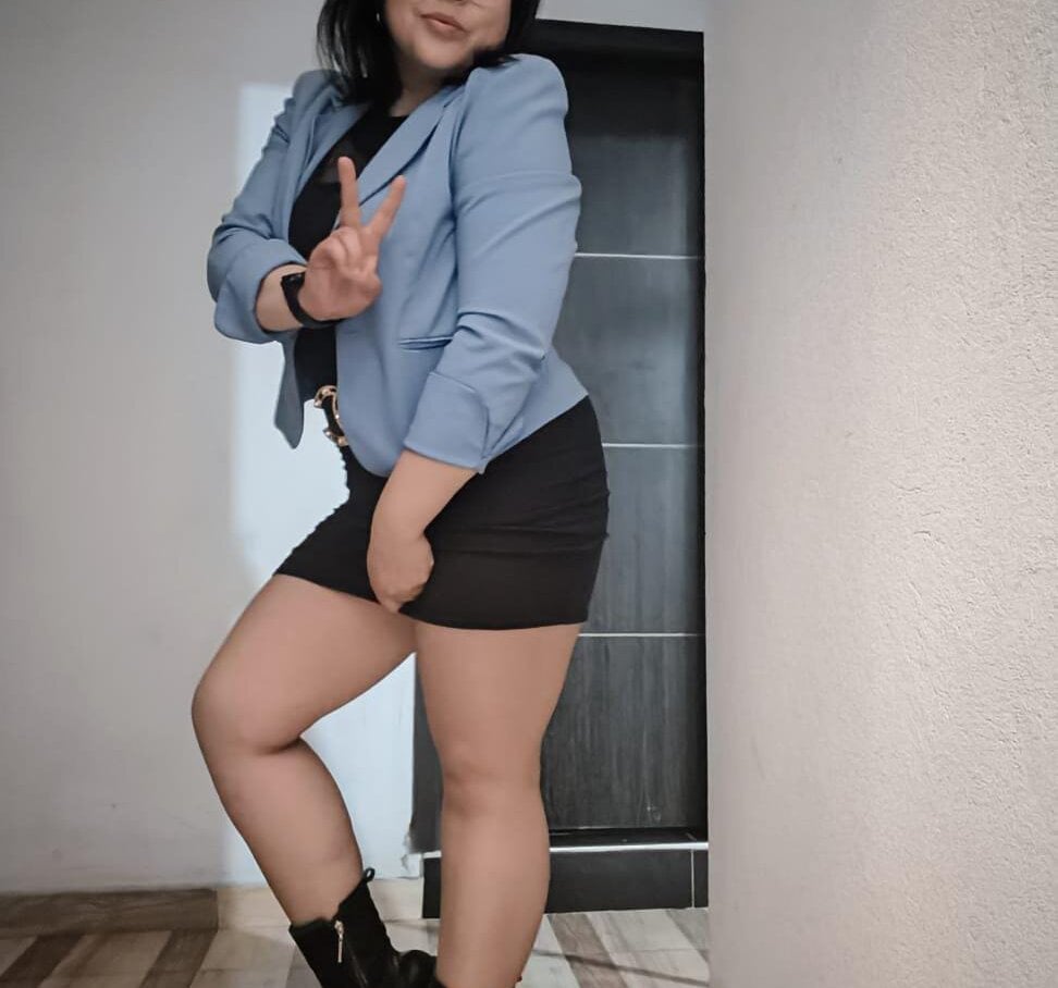 watchgirlcam.com miafuego303av livesex profile in places-where-im-happy cams