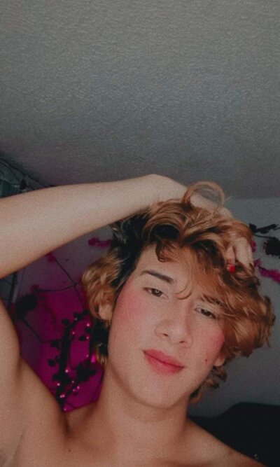 santi_josue__ from stripchat