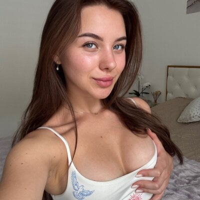 LillyyCharm