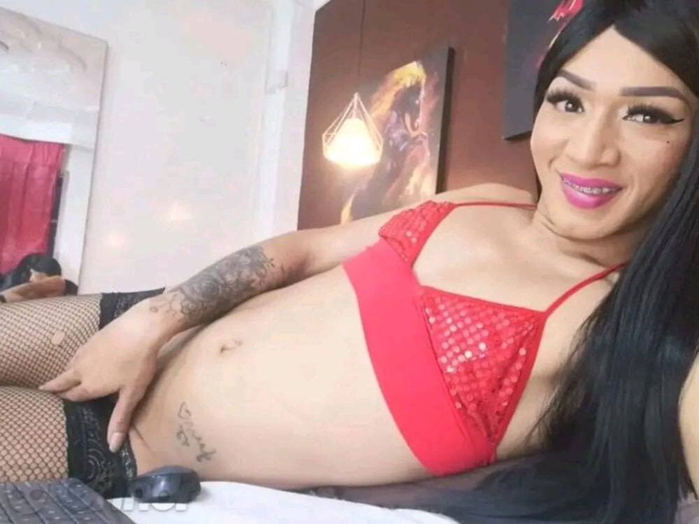 TheDirty_Queen23cm profile