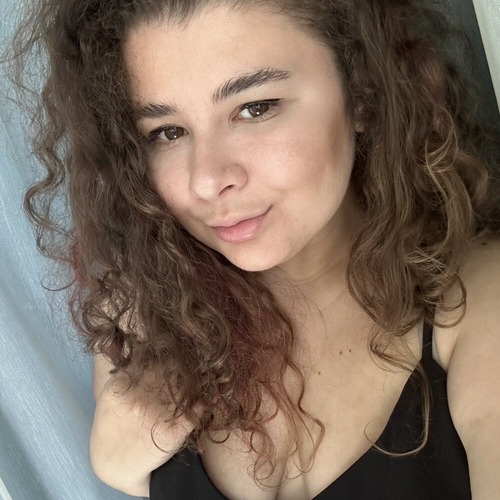 curly_mouse profile