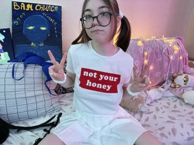 raregirl - new middle priced privates