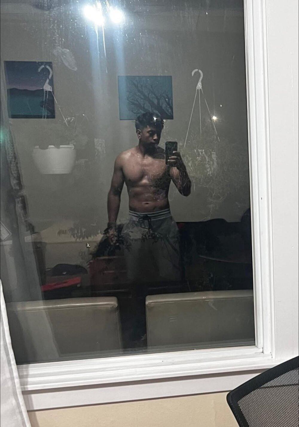 Andres56ojh's Offline XXX Chat