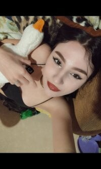 SimonaRay's Offline Chat Room
