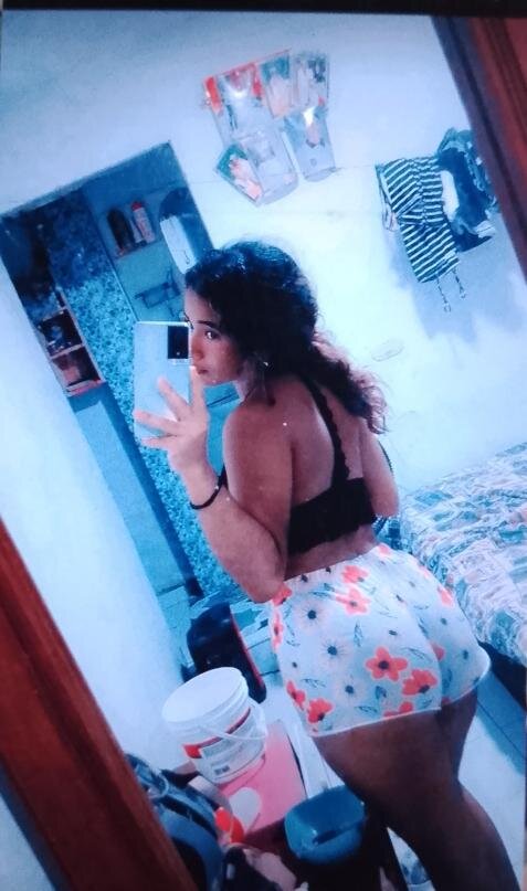 Yian_curly