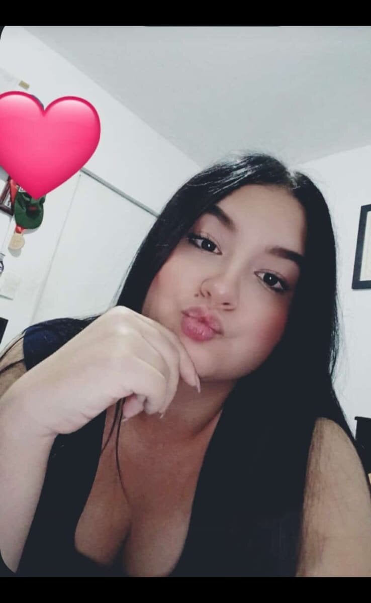Cam girl MISS_SARA5