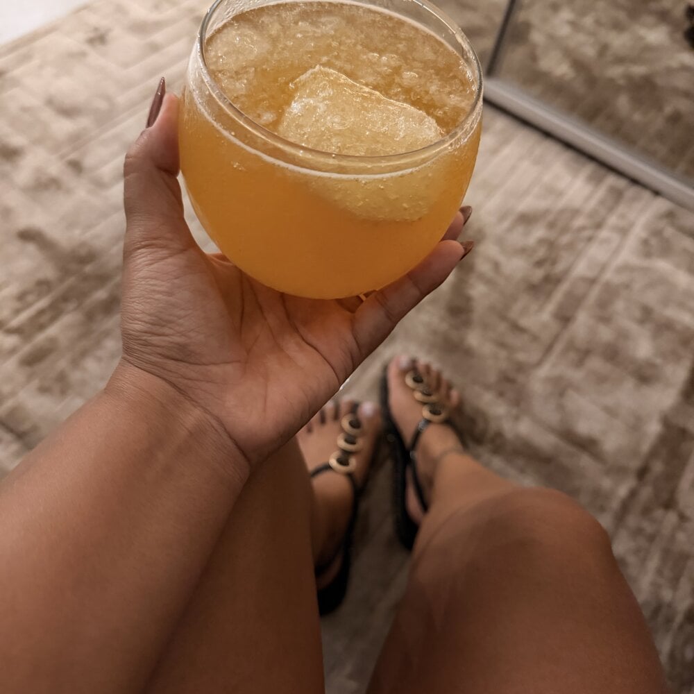 glamcambabes.com luana-2026 livesex profile in mixed cams