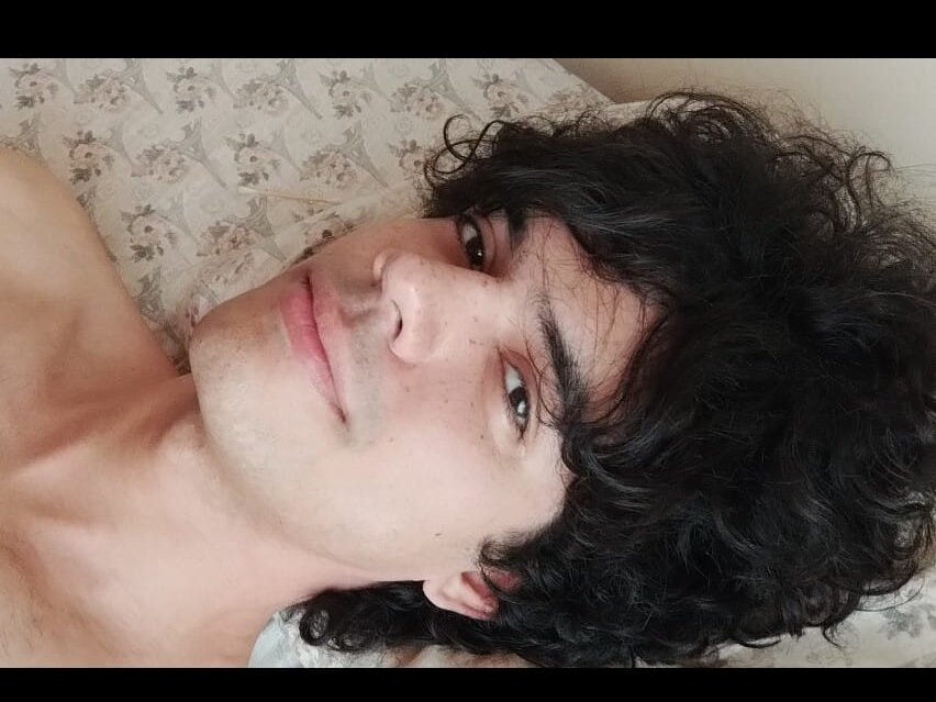 yourhotnik from stripchat