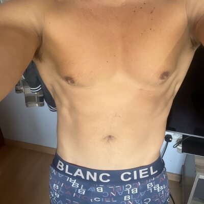 hornyycornyy from stripchat