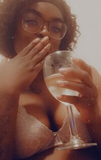misskitty2195's Offline XXX Chat