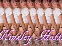 KinsleyHottie