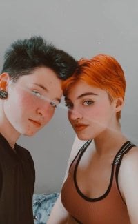 Sens_Trapnest's Offline Chat Room