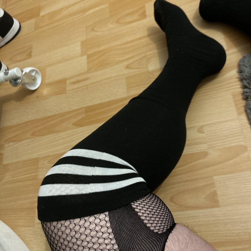 bong_geek-420 from stripchat