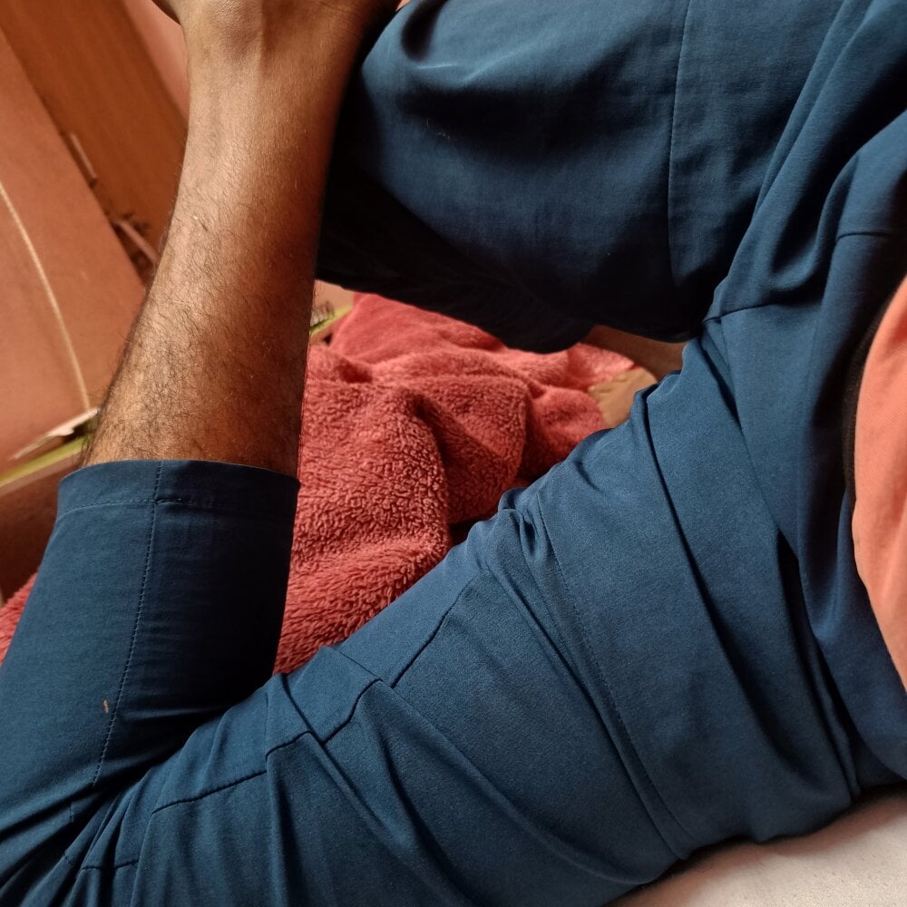 Poonam_lusty profile