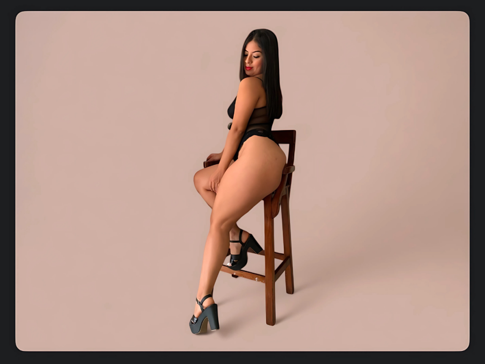 Julieth-R's most recent online preview