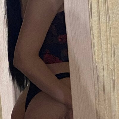 Kaia_Sunshine_Mia - Stripchat Trans 