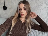 EmilyNoiri's webcam live show