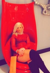 TeXaS84ViXeN offline chatrum