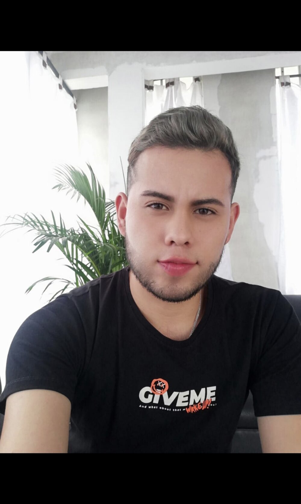 AndrewThompson Gratis Live Webcam Show & XXX Chat | xHamsterLive