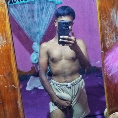 kaveen2918 from stripchat