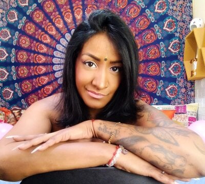 LadyNahir - Stripchat Brunette Girl Live Webcam Porn