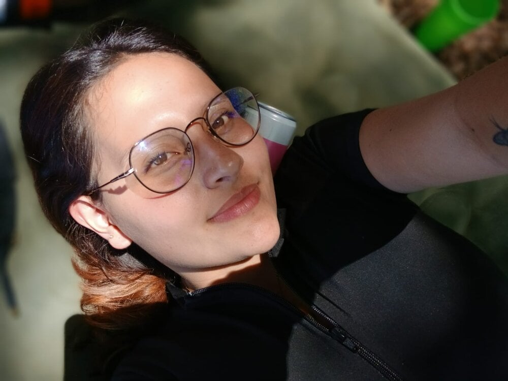 moon_tx webcam profile - Latvian