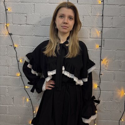 LangBiddIe Live Cam on StripChat