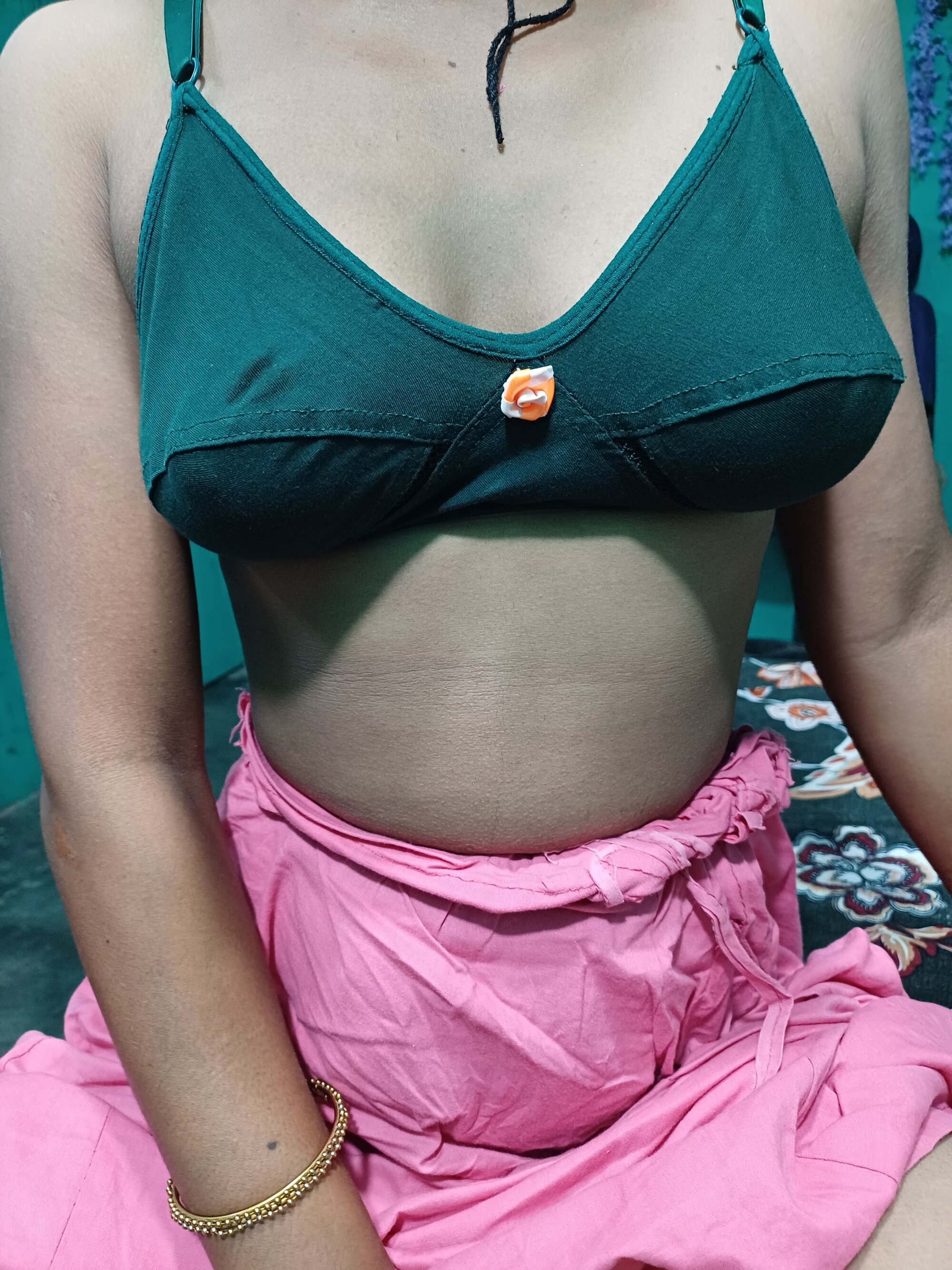 Najiya73