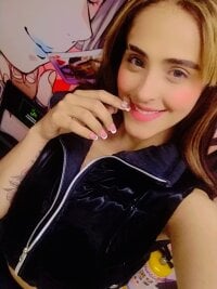 morganwhite303av's Offline Chat Room