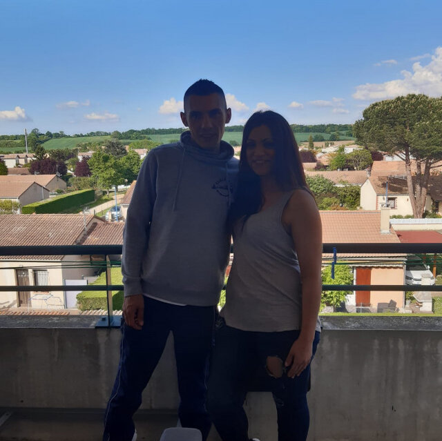 Couple_coquin31's Offline XXX Chat