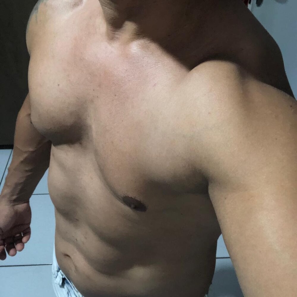 Scotttttt's Offline XXX Chat