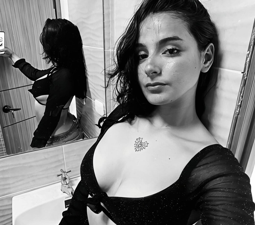 samanthaa_00 profile