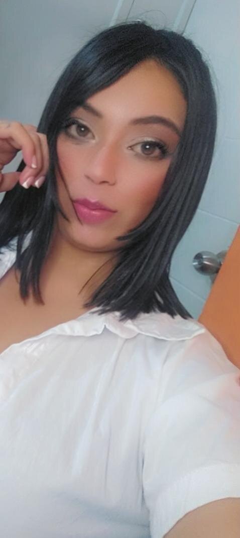 MiaFox44