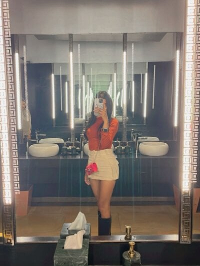 Sexy-kaju88 on StripChat