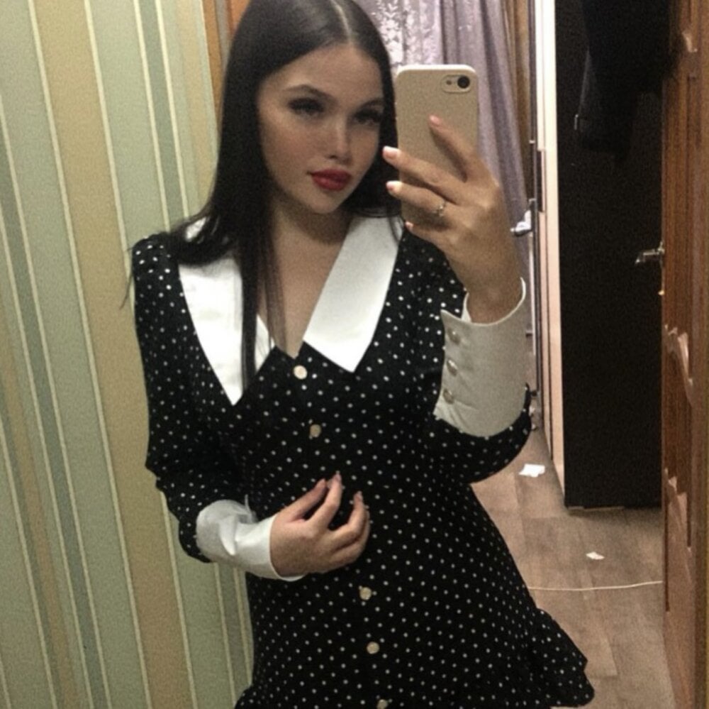 StefaniWebb live cam model at StripChat