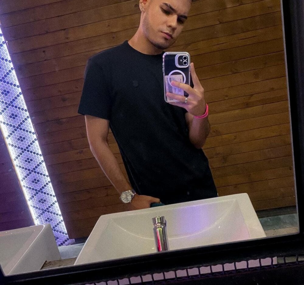 jordan_ash18 – Offline XXX chat