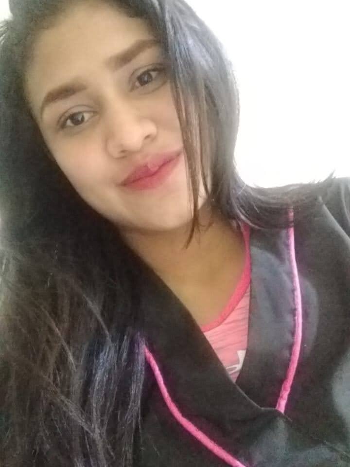 pornos.live miley_horny1 livesex profile in colombia cams