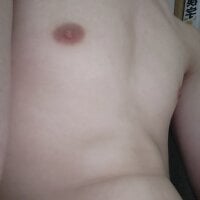 YJUN94031's webcam live show