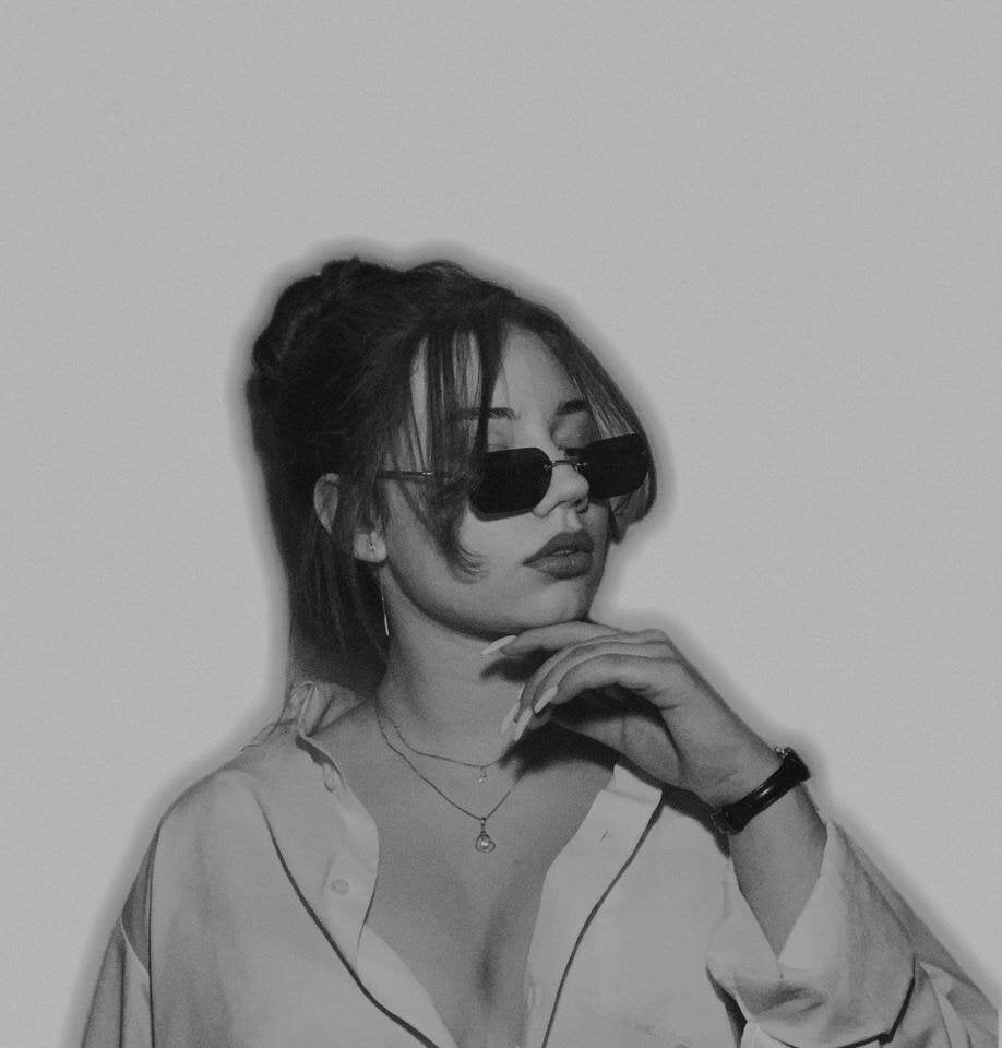 alicebarbe webcam profile - Swazi