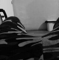 Lavz1995's webcam live show