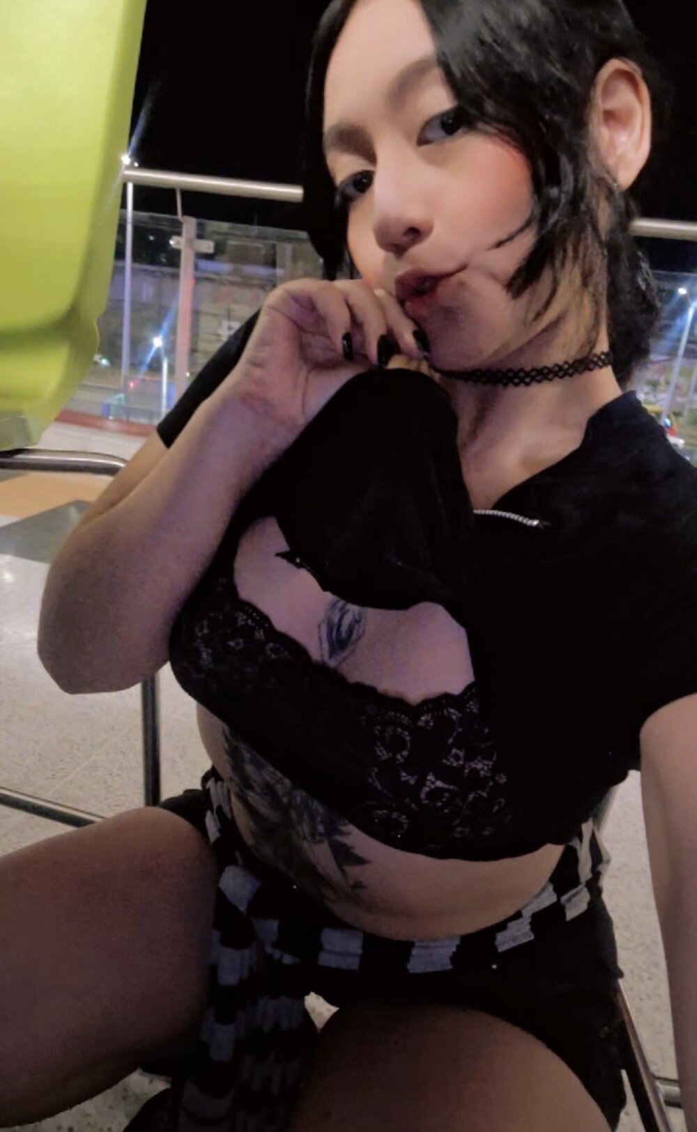 eyleencw77 from stripchat