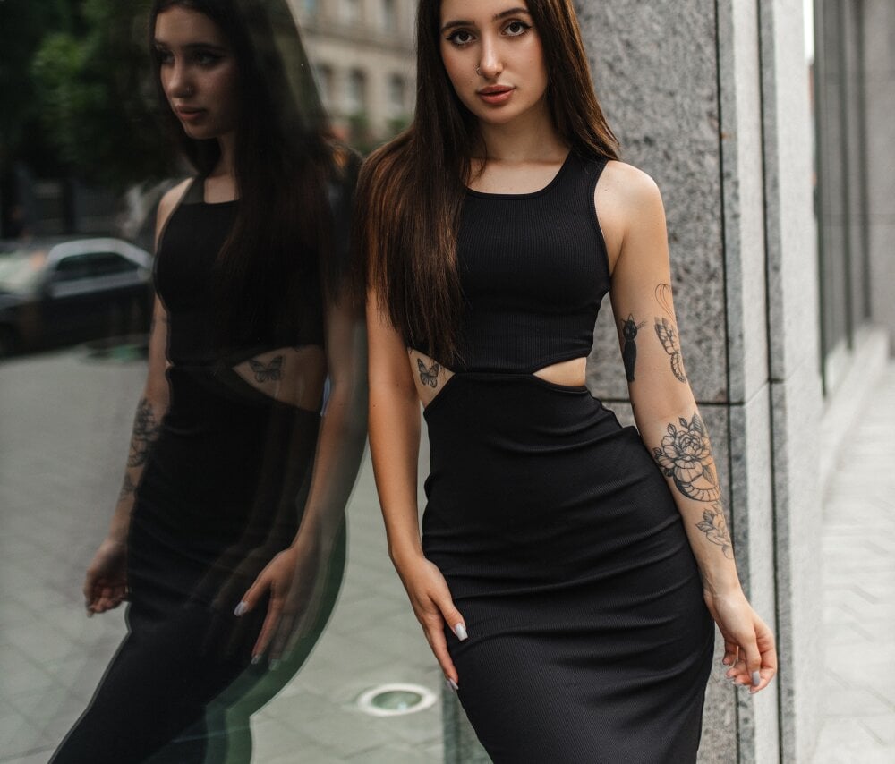 kitty_kaylii profile