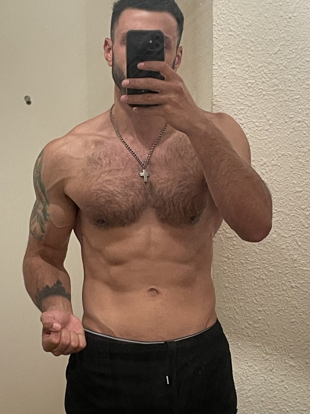 camaraman05 from stripchat