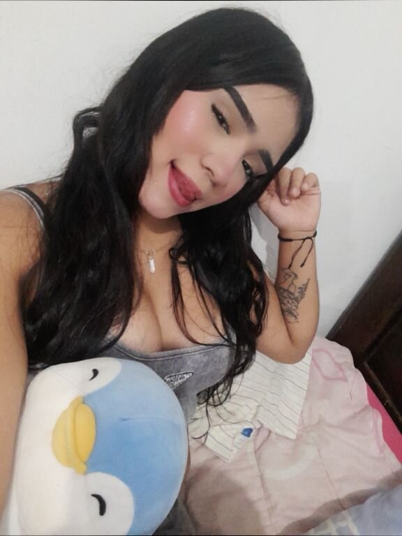 emily_24__